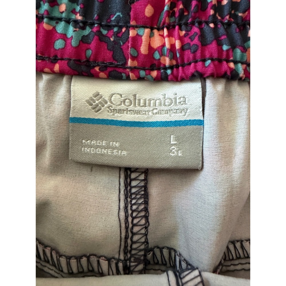 Columbia Sandy River Shorts Womens Large Pink Blue Camo Floral Hiking XL2827 - Picture 5 of 6
